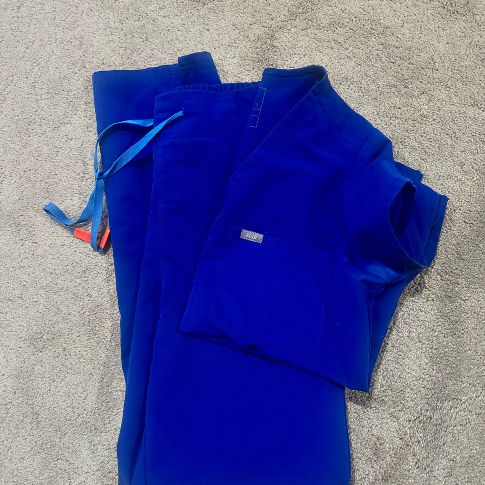 FIGS Galaxy Blue Scrub Set